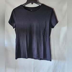 Talbots black 100% puma cotton t-shirt medium